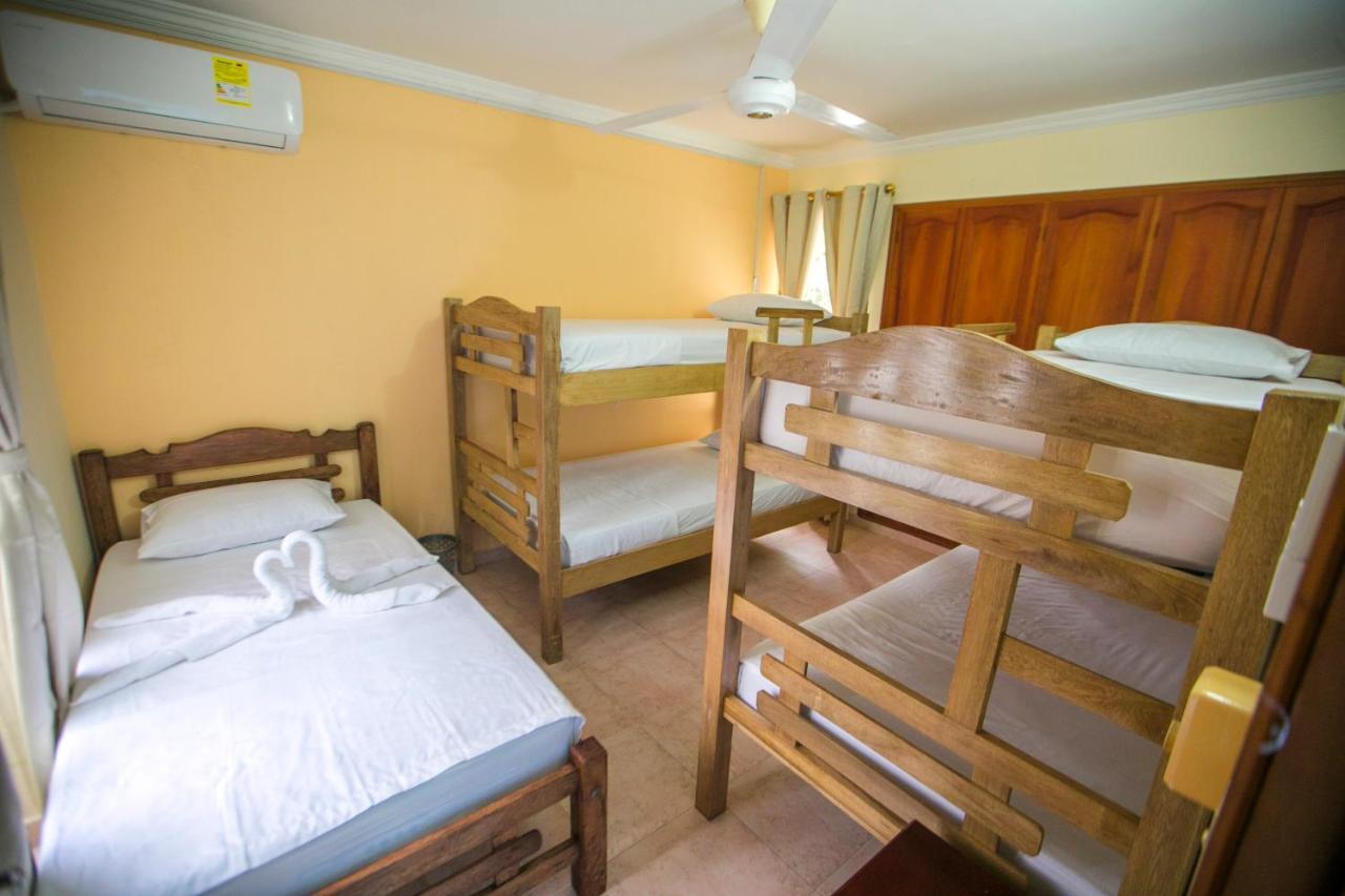Hostal Cartagonova - Habitaciones Privadas Y Amplias Cerca A Zonas Turisticas Cartagena Buitenkant foto