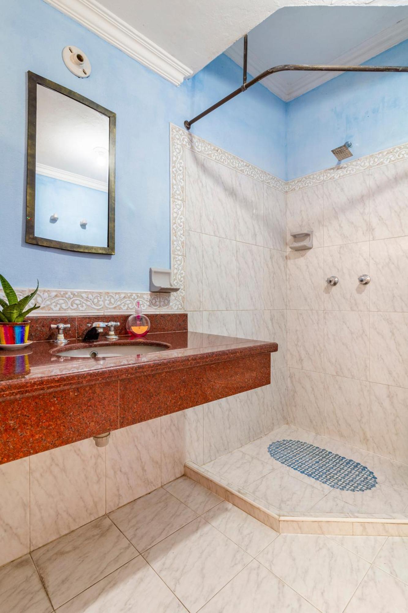 Hostal Cartagonova - Habitaciones Privadas Y Amplias Cerca A Zonas Turisticas Cartagena Buitenkant foto
